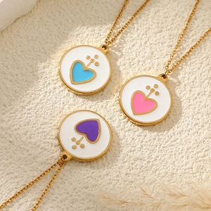 Collier Pendentif Cœur Acier Inoxydable Médaillon Rond Émail Bijoux Pour Femmes Mode Style INS Plaqué Or