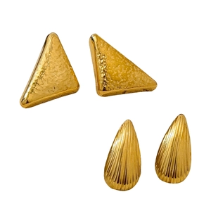 Boucles d'oreilles en acier inoxydable doré 18K avec textures goutte et triangulaire