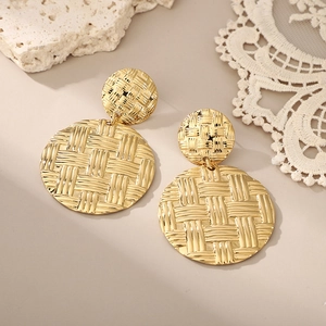 Chic 18k gold plated titanium steel double hoop earrings with woven texture