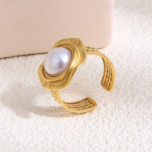 Vintage 18K Gold Plated Stainless Steel Artificial Pearl Open Ring For Women Adjustable French Style Luxury Statement Jewelry