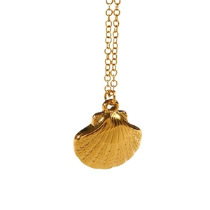 Golden seashell pendant necklace in minimalist beach style with stainless steel chain