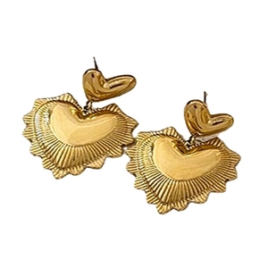 Golden heart drop earrings with solar ray texture and polished finish for women