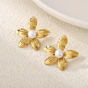 Elegant gold flower earrings with brushed petals and a pearl center for women