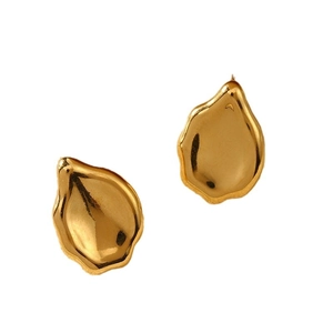 Irregular hammered gold stud earrings in polished stainless steel for a minimalist look