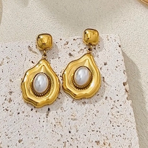 Boucles D'Oreilles Pendantes En Künstliche Perles Texturées Irrégulières Acier Inoxydable Plaqué Or Coeur Géométrique Bijoux Rétro Style Français Femme