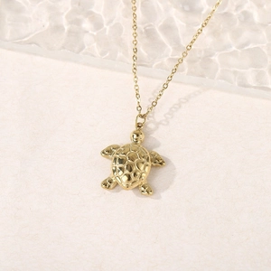 Minimalist 18K gold plated stainless steel cute sea turtle pendant necklace for women