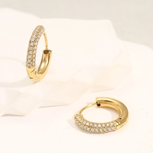 Orecchini a cerchio geometrici in acciaio inossidabile oro 18K con pavé di cristalli