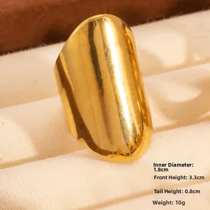Detailed view of hollow gold ring with size measurements inner diameter 1.8cm