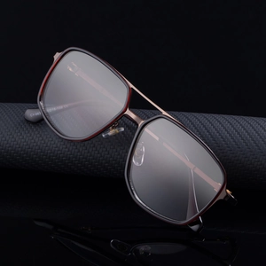 Men's square aviator sunglasses with dual-beam metal temples and matte black trim