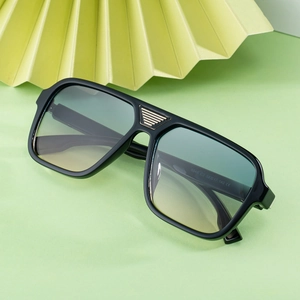 Classic square frame sunglasses for men with blue-yellow gradient lenses and gold accents