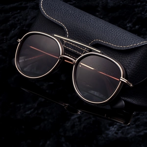 Retro punk round metal sunglasses with double-bridge frame and luxury leather case
