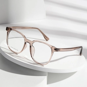 Classic square frame optical glasses in transparent brown with retro light and shadow