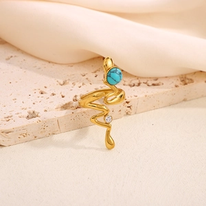 Schlangenförmiger Ring aus Gold-Edelstahl mit blauem Türkisstein und Kristall-Akzent