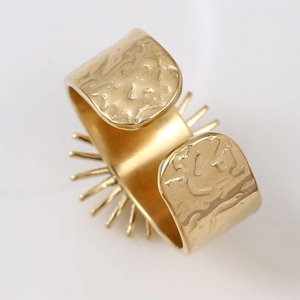 French vintage sun flower ring in gold-plated stainless steel with blue stone and open band