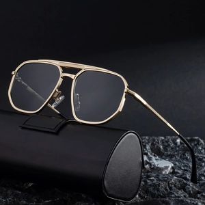 Men's double bridge metal square sunglasses with gold frame and premium leather case