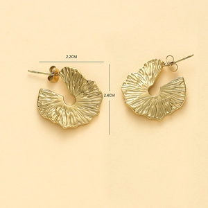 Detailed macro view showing the textured 14K gold plated leaf earrings and dimensions