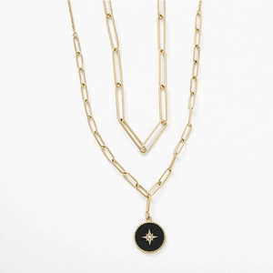 Collar de doble capa tipo clip dorado con colgante circular negro estrella polar