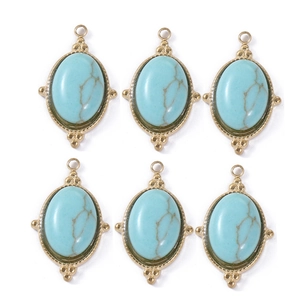 Lot de six pendentifs ovales en turquoise vintage avec cadres en métal perlé doré