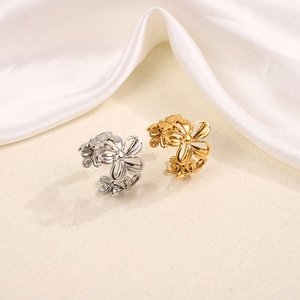 Hollow Flower Open Ring Stainless Steel Chic Daisy Adjustable Finger Jewelry For Women French Romantic Style
