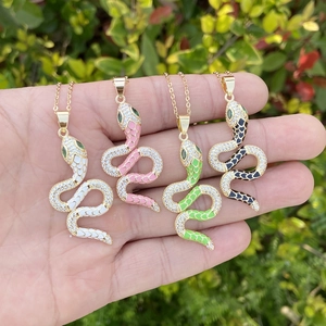 Collier Pendentif Serpent Cuivre Micro Pavé Zircone Émail Forme Animale Bijoux De Luxe Vintage Pour Femmes