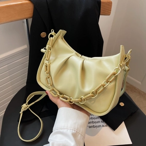 Women Ruched Cloud Bag PU Leather Acrylic Thick Chain Shoulder Crossbody Underarm Bag Pleated Fashion Solid Color