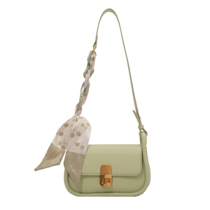 Sac à bandoulière chic vert clair pour femme avec fermoir doré et foulard décoratif en soie