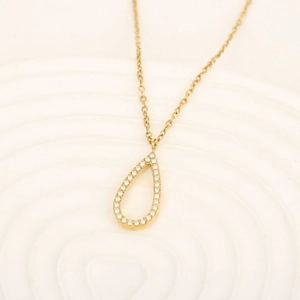 Elegante collana a goccia dorata da donna con ciondolo scintillante in pavé di cristalli