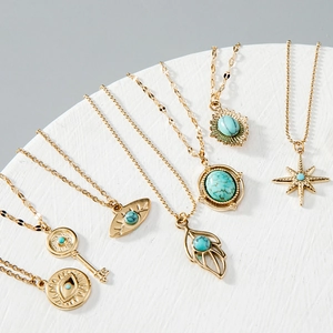 Boho-Halsketten-Set vergoldet mit Türkis-Anhängern in sieben Vintage-Designs