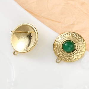 French retro 18K gold pleated disk earrings with green natural stone in vintage style