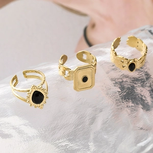 Vintage vergoldete Edelstahlringe mit Blattmuster und schwarzen Steineinlagen für Damen