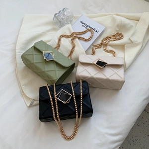Sac À Épaule Matelassé Femmes Similicuir Sac Bandoulière Carré Avec Chaîne Métallique Fermoir Géométrique Mode Chic
