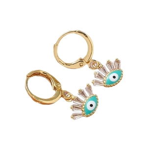 Boucles d'oreilles Œil du Mal dorées avec émail turquoise et zircons baguettes brillants
