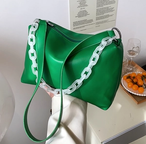 Fashion Women Shoulder Bag PU Leather With Acrylic Chain Underarm Bag Minimalist Solid Color Casual Chic Handbag