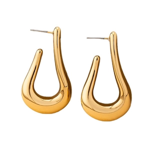 Boucles d'oreilles créoles dorées en forme de larme avec finition miroir polie