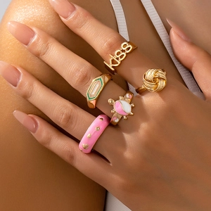 Bagues En Alliage Émaillé Motifs Lettres KISS Cœur Géométrique Et Tortue Bijoux De Mode Multi Styles Pour Femmes