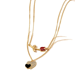 Collier double couche doré avec pendentif tulipe rouge et cœur en cristal noir et blanc