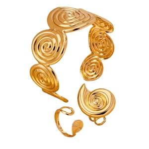 Ensemble trois pièces bohème avec bracelet et bague dorés en spirale pour la plage