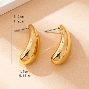 Minimalist gold teardrop earrings with dimensions 3.2cm by 1.7cm in polished finish