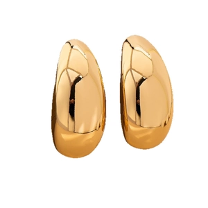 Elegant gold drop earrings with polished mirror finish in a minimalist geometric teardrop design
