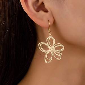 Hollow Flower Drop Earrings Hammered Texture Alloy Gold Tone Elegant Fashion Jewelry For Women