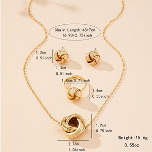 Elegante set di gioielli intrecciati in oro con collana orecchini e anello aperto