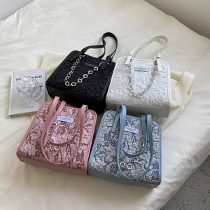 Sac À Épaule Femmes Dentelle Texture Plissée Chaîne Métal Florale Design Niche Tendance Fourre-Tout Mode