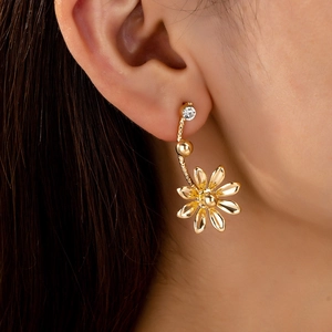 Flower Drop Stud Earrings Alloy Rhinestone Daisy Dangle Elegant French Style For Women Daily Party Wear