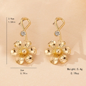 Boucles d'oreilles fleurs dorées élégantes avec strass, 3,9 cm par 2 cm, port quotidien
