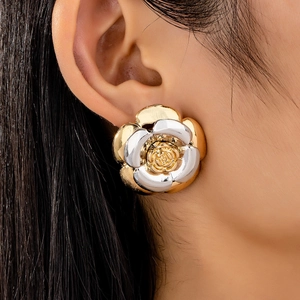 Boucles D'oreilles Camélia Élégantes Alliage De Zinc Bicolore Plaqué Or Et Argent Style Français Vintage Bijoux Femmes