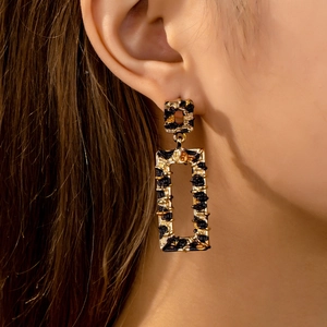 Retro Geometric Hollow Square Drop Earrings Zinc Alloy Black Woven Gold Tone Elegant Vintage Jewelry For Women
