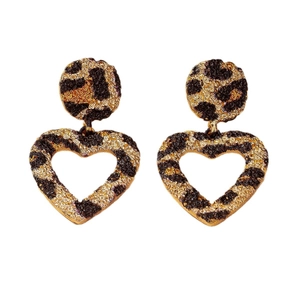 Elegant hollow heart earrings featuring a leopard print crystal pavé design for daily wear