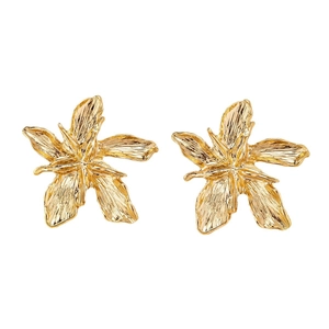 Boucles d'oreilles fleur dorées à cinq pétales avec texture brossée et design floral