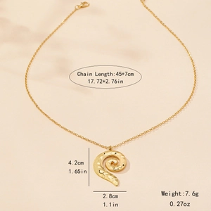 Collier élégant doré avec pendentif spirale texturé martelé et chaîne de 45+7cm