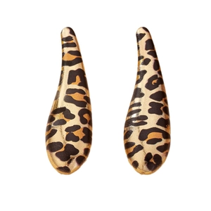 Retro leopard print teardrop earrings with golden metal finish and chic pattern